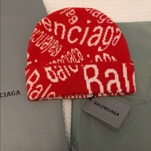 Balenciaga wool wave print beanie